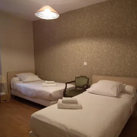 hôtel Piellenia Tardets-Sorholus Extérieur photo